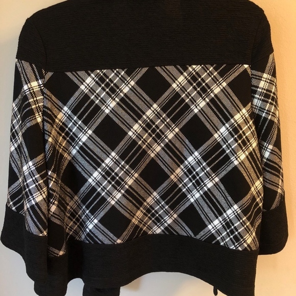 Joseph Ribkoff Jacket - Picture 3 of 6